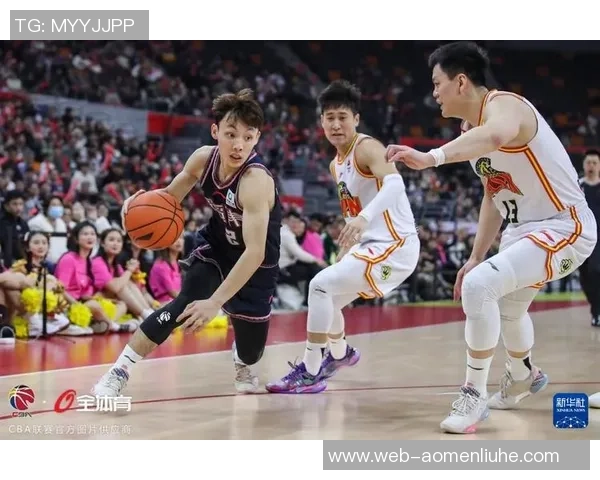 四川队与辽宁队季前赛精彩对决展现新赛季篮球魅力与球队实力提升